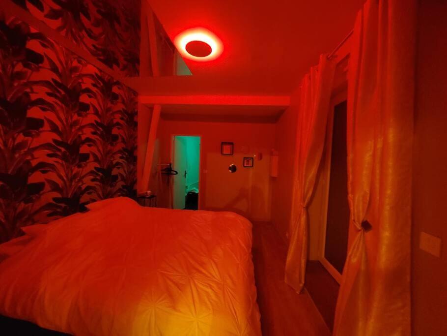 Love Room « L'Etreinte Doree » Illiers-Combray Extérieur photo